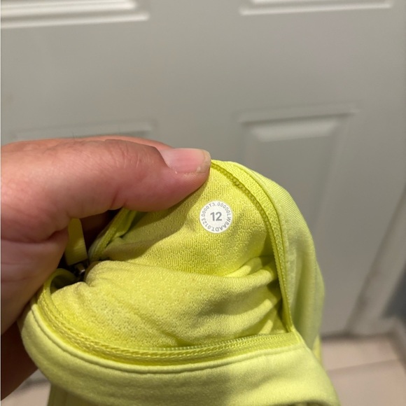 Lululemon Pace Rival Mid-Rise Skirt 15" Length *Tall
Highlight Yellow - Picture 6 of 7